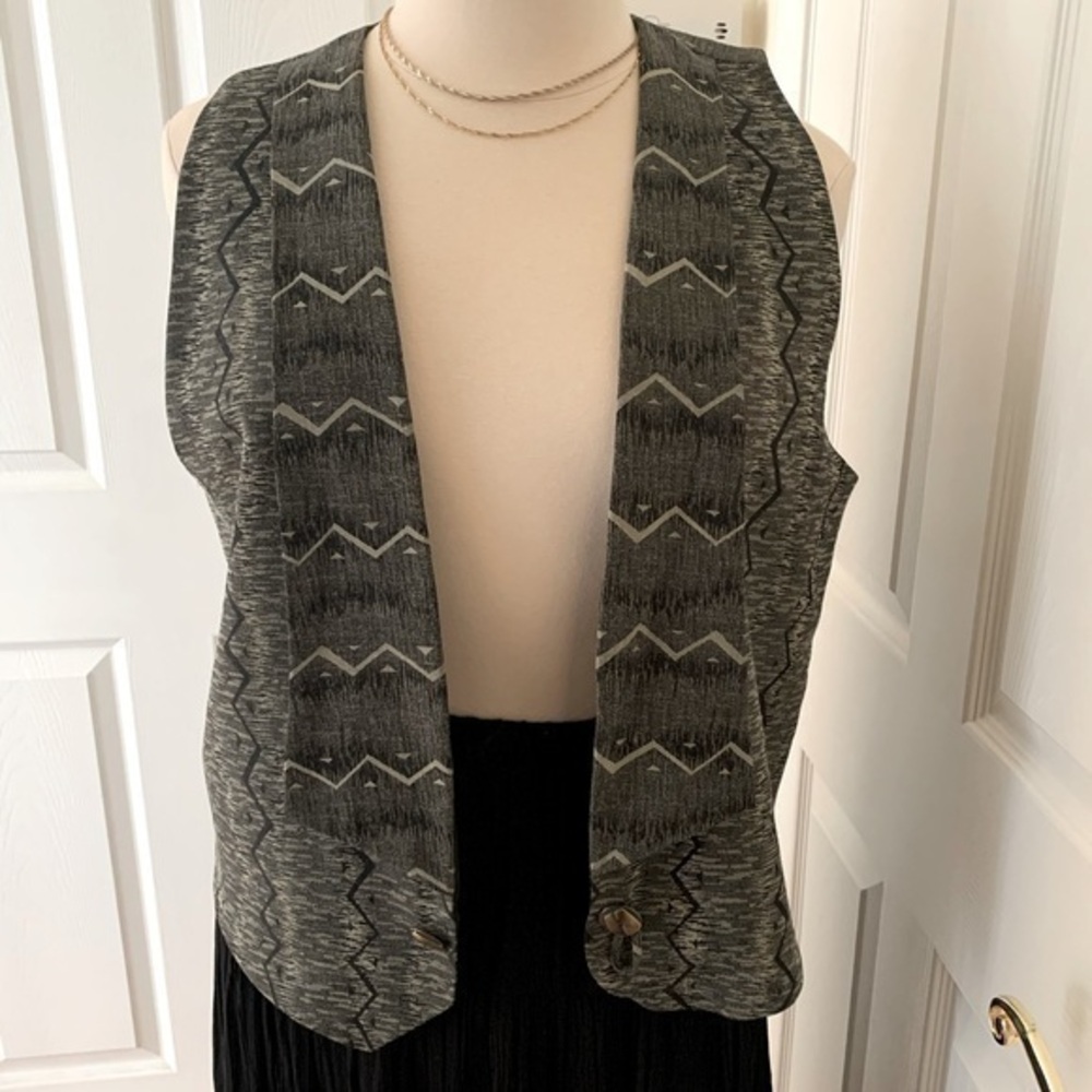 Tailor made. Shades of gray and black vest. Party wear. Sz 16(see measurements)